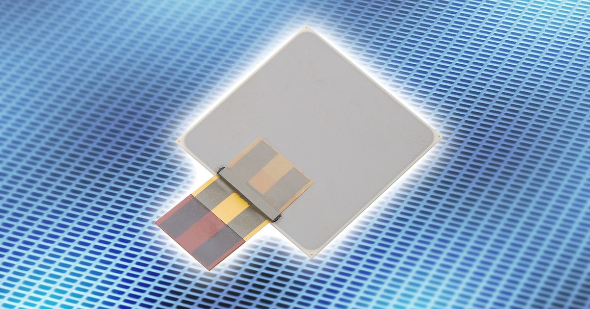 PiezoListen: Ultra-thin piezo speaker with a wide dynamic