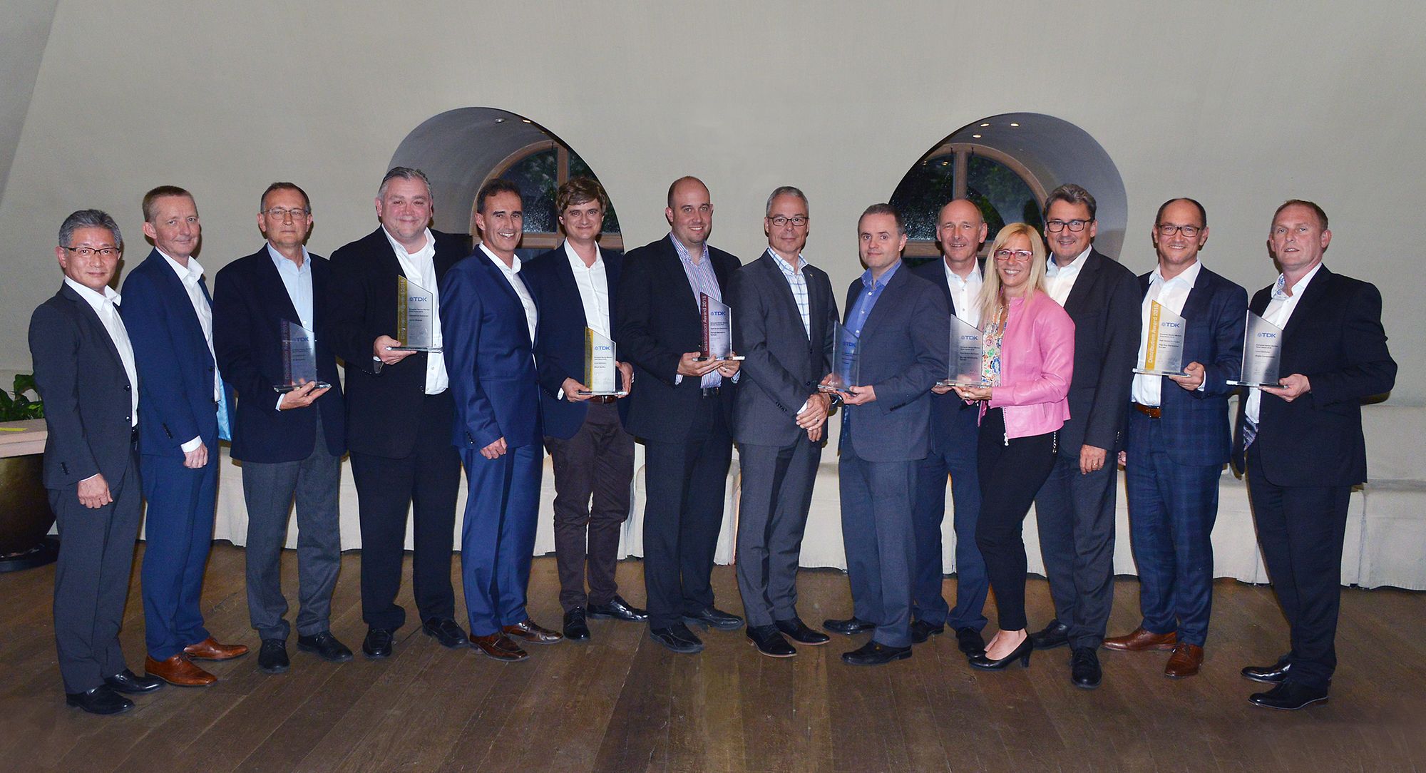 Award TDK honors its distribution partners in Europe TDK Electronics
